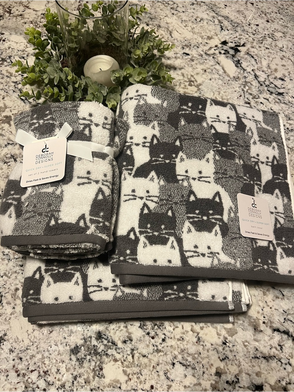 🩶🤍 4 pc Cat Lover’s Towel Set - Deborah Connolly NWT